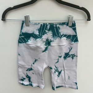 Nux tie-dye biker shorts